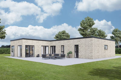 Funkis hus med fliseterrasse